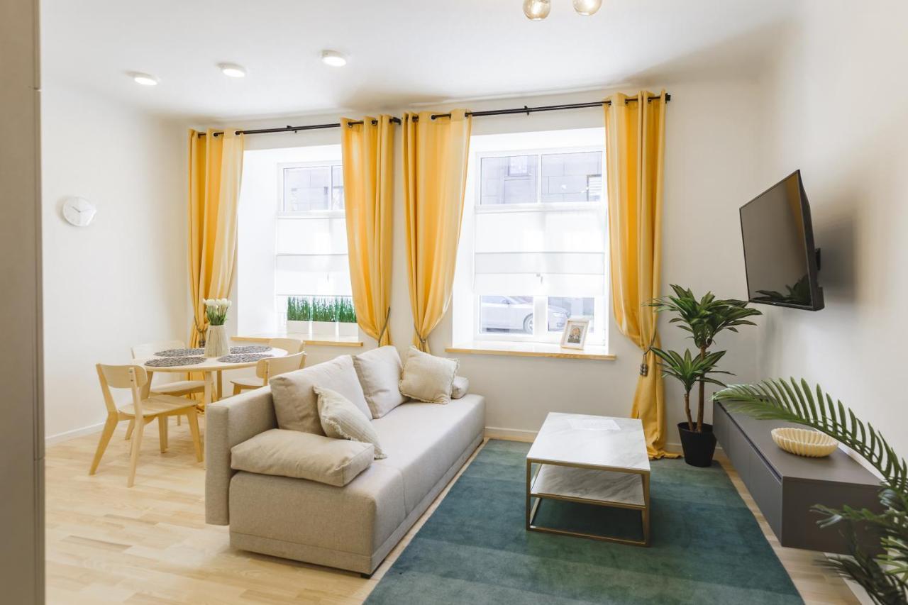 1212 Apartments With Free Parking Riga Exterior photo
