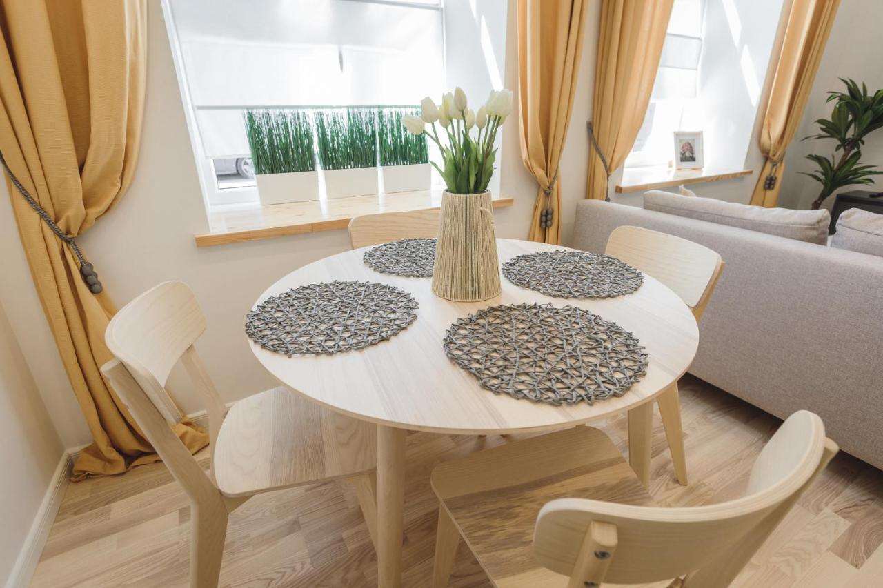 1212 Apartments With Free Parking Riga Exterior photo